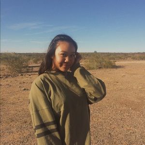 Meet your Posher, Sierra